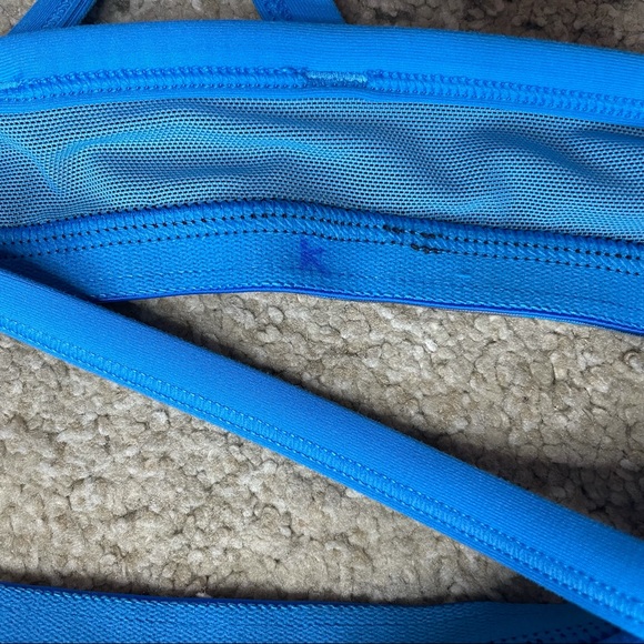Lululemon C.Y.B Tank Cornflower Blue 8 - Picture 8 of 16